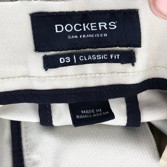 Dockers Men Pants Size 35x30 D4 D3 Lot Of Two Khaki Chino Straight Frayed Hems - Picture 10 of 16